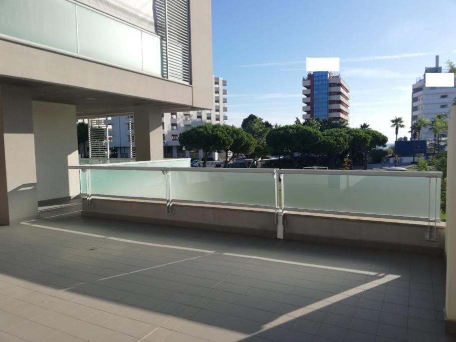 White-Blue Vibes, Seafront 2-Bedroom Apt Montesilvano Marina エクステリア 写真
