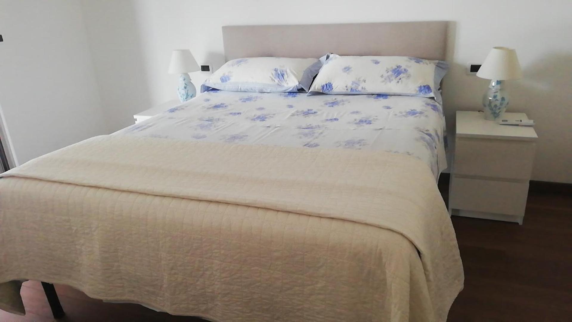 White-Blue Vibes, Seafront 2-Bedroom Apt Montesilvano Marina エクステリア 写真